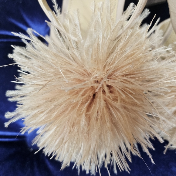 MICHAEL MICHAEL KORS Feather Pompom Platform Sandals - Picture 12 of 14